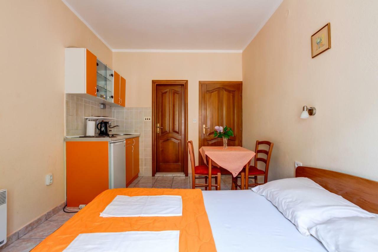 Apartment Vesna *