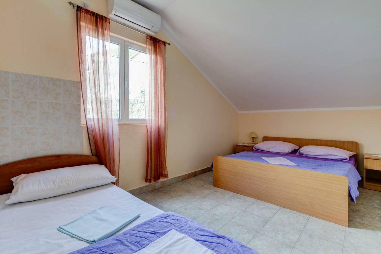 Apartment Vesna Tivat